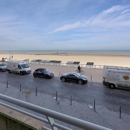 Awesome Apartment In Oostende With House Sea View Eksteriør bilde