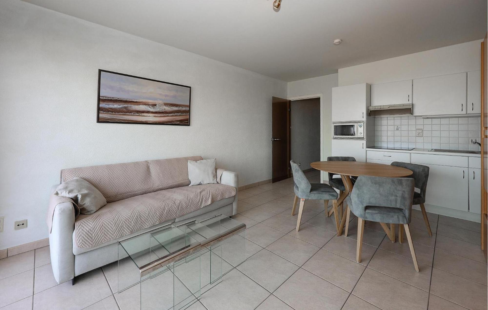 Awesome Apartment In Oostende With House Sea View Eksteriør bilde